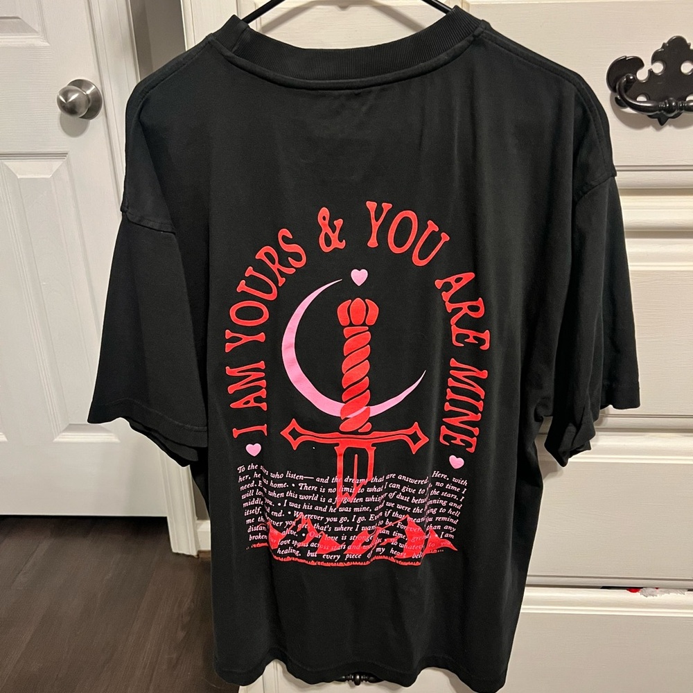 Fantasy Book Merch Quote T-shirt